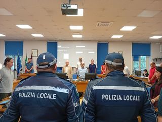 Il Consiglio Comunale di Collegno rende omaggio al collega morto in servizio a Milano Il Consiglio Comunale di Collegno rende omaggio al collega morto in servizio a Milano