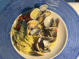 Spaghetti alle vongole Spaghetti alle vongole