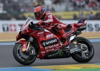 MotoGp, Marquez in pole ad Aragon. Il fratello Alex secondo, quarto Bagnaia