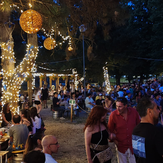Grugliasco, si mangia sotto gli alberi con “R.estate al Parco Porporati"