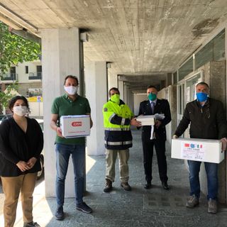 Coronavirus, donate al Comune mille mascherine da parte della Comunità Evangelica