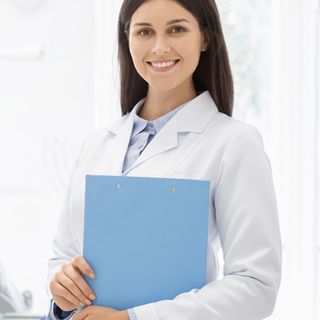 Implantologia a carico immediato: come tornare a sorridere in 24 ore