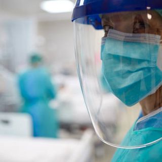 Covid, tre decessi oggi in Piemonte. Scende il numero di ricoverati: -2 in terapia intensiva