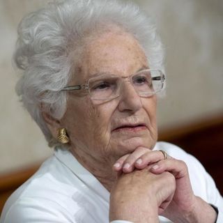 Alpignano, dal Consiglio comunale semaforo verde per la cittadinanza onoraria a Liliana Segre