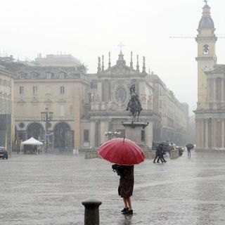 pioggia - foto di archivio