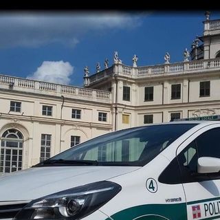 auto polizia locale - foto di repertorio