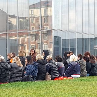 Lear, l'allarme non cessa di suonare. Presidio sotto la Regione