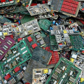 rifiuti elettrici ed elettronici