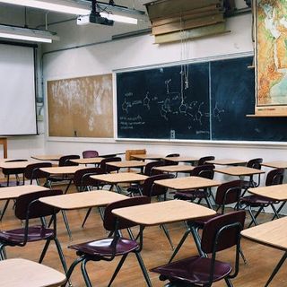 Scuola, si torna tra i banchi il 14 settembre: è arrivato il via libera dalla Regione