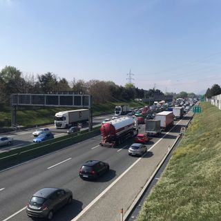 Traffico in tilt in tangenziale