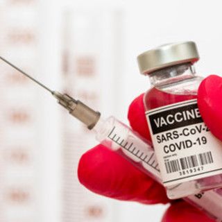 Vaccini, il Piemonte primo in Italia a partire con le terze dosi per il personale sanitario