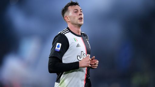 Coronavirus, arrivata ad un passo dagli 80 mila euro la raccolta fondi dello juventino Bernardeschi per l'ospedale Gradenigo Coronavirus, arrivata ad un passo dagli 80 mila euro la raccolta fondi dello juventino Bernardeschi per l'ospedale Gradenigo