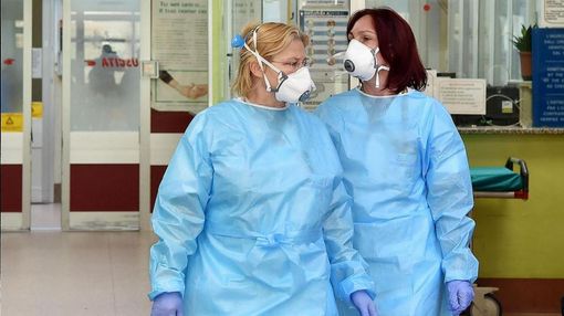 Covid: dopo lo stallo degli ultimi giorni tornano a salire i ricoverati (+78), ma in intensiva sono 3 in meno Covid: dopo lo stallo degli ultimi giorni tornano a salire i ricoverati (+78), ma in intensiva sono 3 in meno