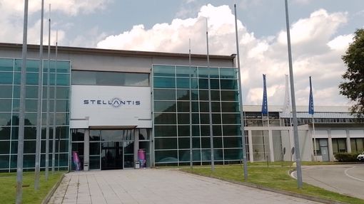 Mirafiori, altra cassa pure ad aprile. E Grugliasco, dopo Lear, perde anche Proma