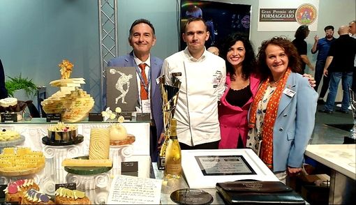 È Marco Zacchello, dal Veneto, il vincitore della seconda edizione del Gran Premio del Formaggiaio organizzato dalla Guilde Internationale des Fromagers al B2Cheese di Bergamo