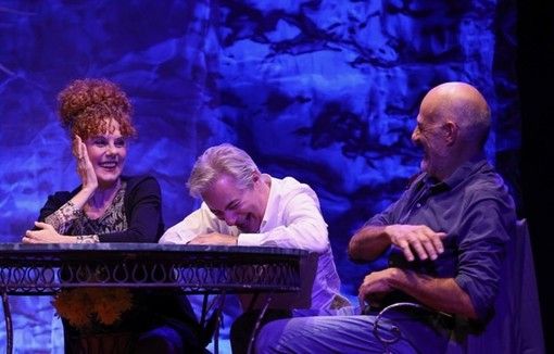 Que Serà al Casinò di Sanremo: protagonisti Emanuele Barresi, Edy Angelillo e Paolo Triestino Que Serà al Casinò di Sanremo: protagonisti Emanuele Barresi, Edy Angelillo e Paolo Triestino