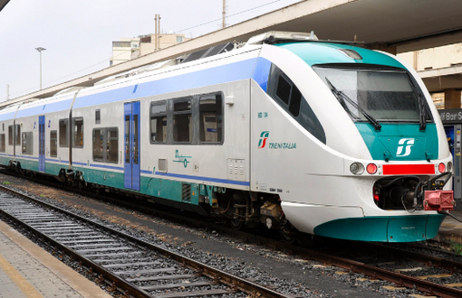 Parte da Oulx il Vialattea link, il nuovo collegamento treno+bus per raggiungere le Alpi piemontesi Parte da Oulx il Vialattea link, il nuovo collegamento treno+bus per raggiungere le Alpi piemontesi