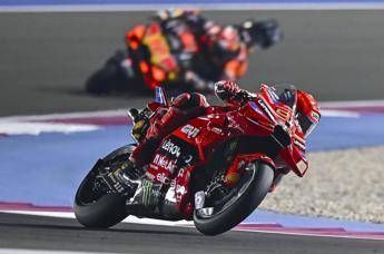 MotoGp, Marquez domina la Sprint. Secondo il fratello Alex, lontano Bagnaia MotoGp, Marquez domina la Sprint. Secondo il fratello Alex, lontano Bagnaia