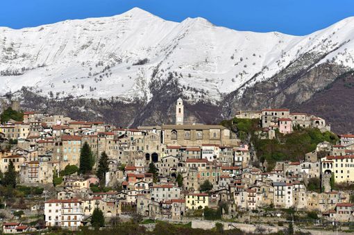 Lo scatto di Triora, realizzato da Valentina Pulinetti, che ha ottenuto la Menzione “Borghi”