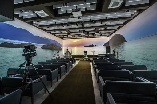 Sala del Commiato ‘Giubileo’: veste di classe ed eleganza l’ultimo saluto Sala del Commiato ‘Giubileo’: veste di classe ed eleganza l’ultimo saluto