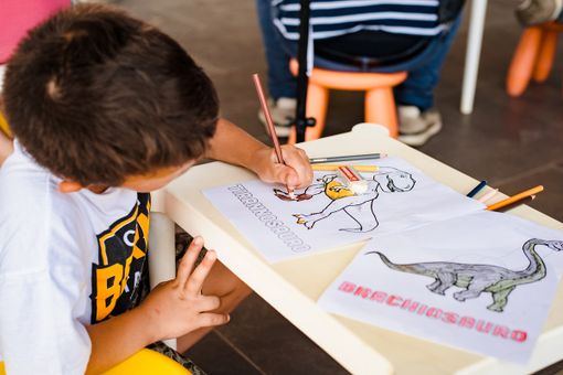 Con DINOSAURS EXPERIENCE a JollyLAND vivi un'estate di animazioni e divertimento giurassico per tutta la famiglia a Vinovo Con DINOSAURS EXPERIENCE a JollyLAND vivi un'estate di animazioni e divertimento giurassico per tutta la famiglia a Vinovo