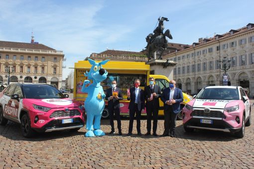 Il Giro d'Italia parte da Torino, Cirio: “Che sia una festa sicura, senza assembramenti” (FOTO e VIDEO)