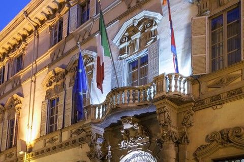 Palazzo Lascaris, bandiere