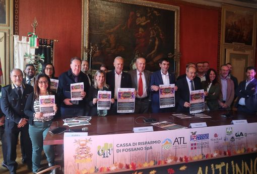 Qualche momento della presentazione della 25ª rassegna di "Coloratissimo autunno" a Fossano