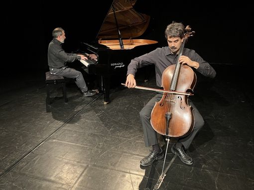 Albugnano: arriva la “scampagnata teatrale” di Concentrica all’abbazzia di Vezzolano