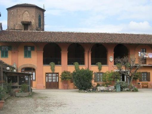 cascina cascina