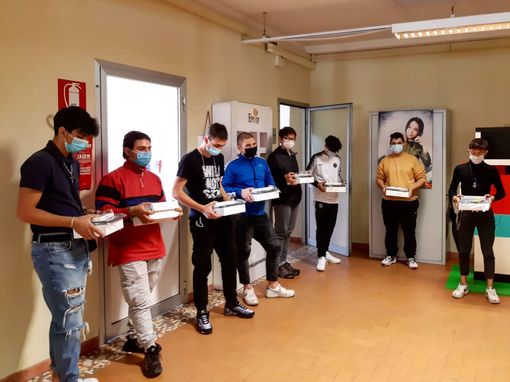 Grugliasco, all'Enaip arrivano gli iPad del progetto con Apple Grugliasco, all'Enaip arrivano gli iPad del progetto con Apple