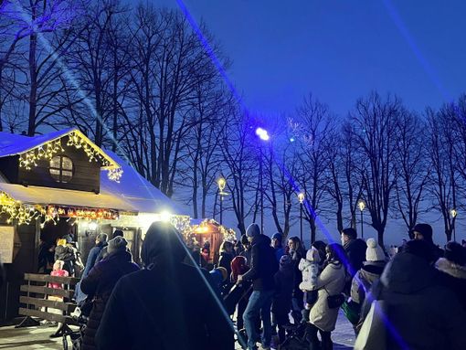 Dal Castello alla città: la magia del Natale invade Rivoli Dal Castello alla città: la magia del Natale invade Rivoli