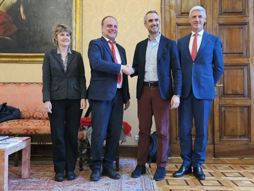 Patto tra Università di Torino e Lavazza per fare ricerca sul caffè del futuro Patto tra Università di Torino e Lavazza per fare ricerca sul caffè del futuro