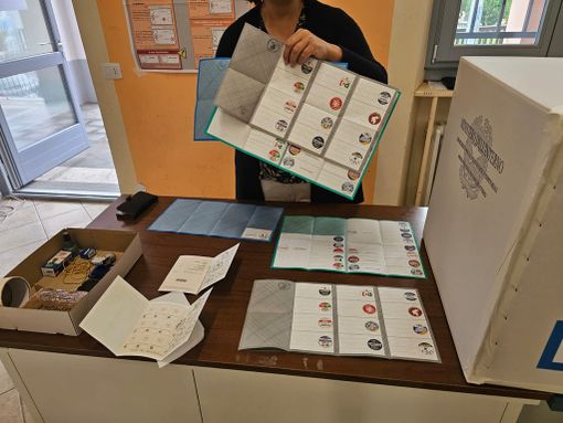 Elezioni 2024, l'aggiornamento sulle affluenze alle ore 19: si supera di poco il 40% Elezioni 2024, l'aggiornamento sulle affluenze alle ore 19: si supera di poco il 40%