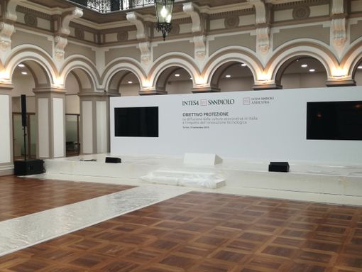 Intesa Sanpaolo e Confapi, accordo per il sostegno alle piccole imprese Intesa Sanpaolo e Confapi, accordo per il sostegno alle piccole imprese