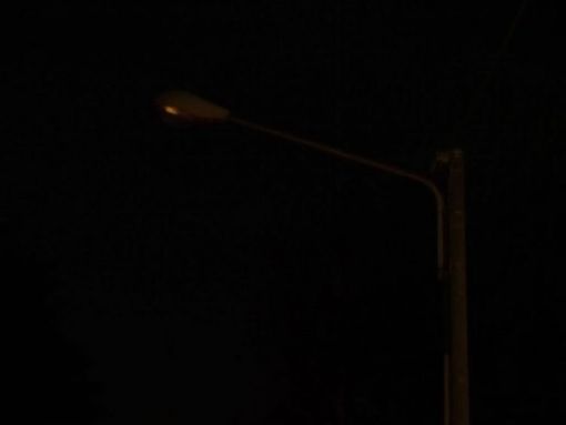 Grugliasco, il sindaco Gaito e l'assessore Bianco in giro la sera per controllare i lampioni spenti Grugliasco, il sindaco Gaito e l'assessore Bianco in giro la sera per controllare i lampioni spenti