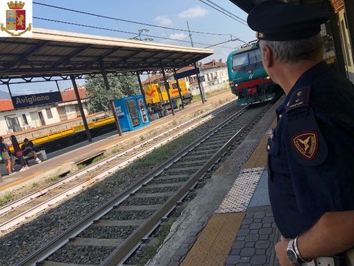 Minor distanziamento su treni e bus extra-urbani, la Regione: "Se non interverrà il Governo, ci sarà un'ordinanza regionale"