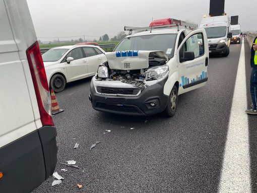 auto in tamponamento auto in tamponamento