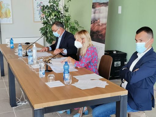 Alla cantina Terre del Barolo si è svolta l’assemblea soci con interessanti novità che aprono alla vendemmia Alla cantina Terre del Barolo si è svolta l’assemblea soci con interessanti novità che aprono alla vendemmia
