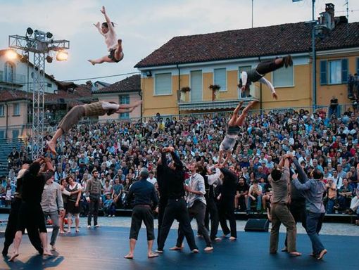 Cirko Vertigo Cirko Vertigo