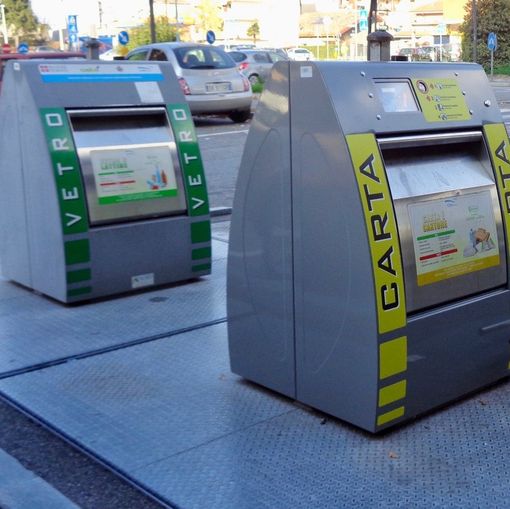 Grugliasco, cambiano le torrette per la raccolta differenziata dei rifiuti