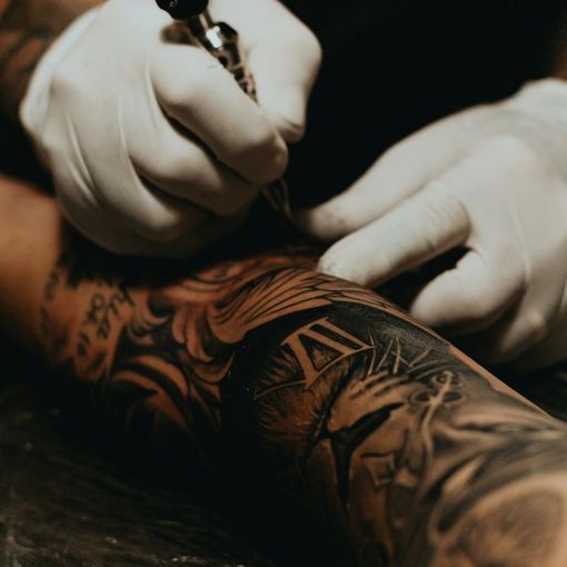 Come Scegliere un Supplier Tattoo Affidabile per la Tua Macchinetta Tatuaggi Professionale
