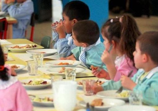 Scuola a Grugliasco: ultimi giorni per l'iscrizione alla refezione scolastica, mentre ripartono i Centri estivi