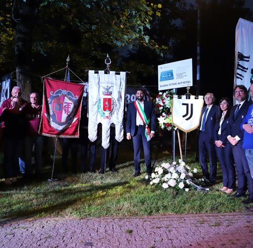 Una foto di archivio di commemorazione della tragedia dell'Heysel a Grugliasco