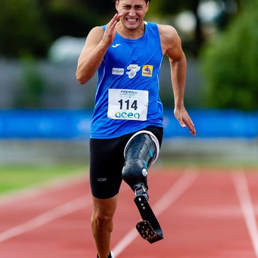 Grugliasco festeggia Alessandro Ossola, primo ai Campionati italiani paralimpici