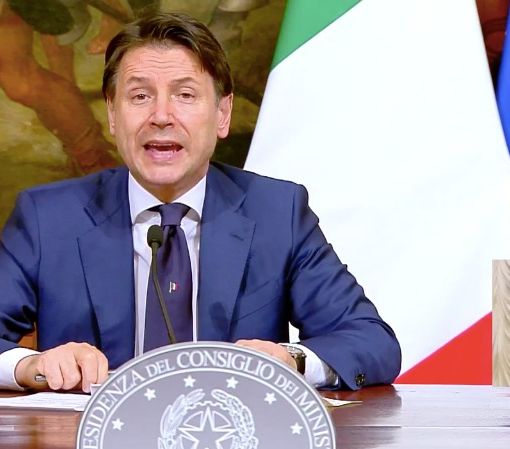 Coronavirus, ecco il Decreto Rilancio. Conte: &quot;Testo da 55 miliardi, come due manovre economiche: soccorso, ma anche premessa per la ripresa&quot;