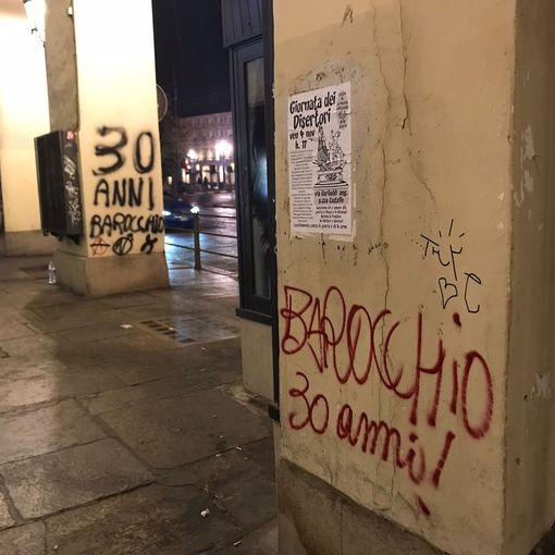scritte muri centro di torino