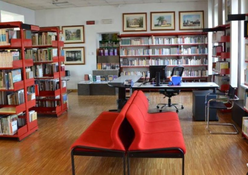biblioteca pablo neruda di grugliasco