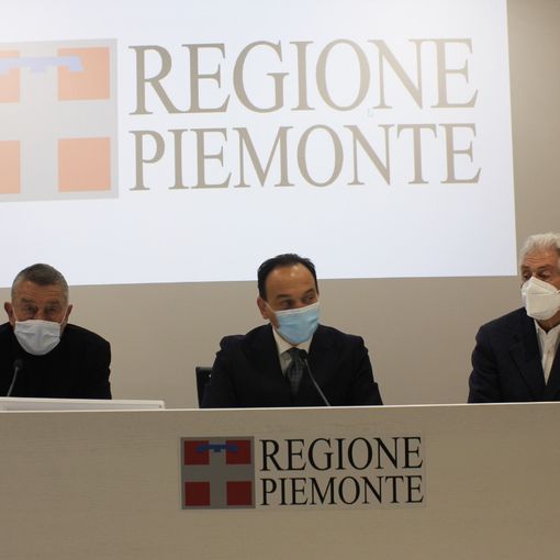 Alberto Cirio in conferenza stampa