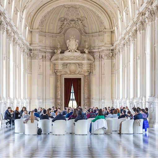 La Reggia di Venaria accoglie la primavera: il concerto immersivo del Trio Italiano d'Archi [VIDEO]